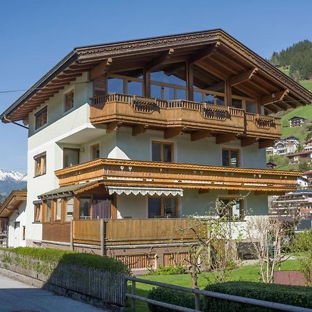 Apart Pfister Хипах Екстериор снимка