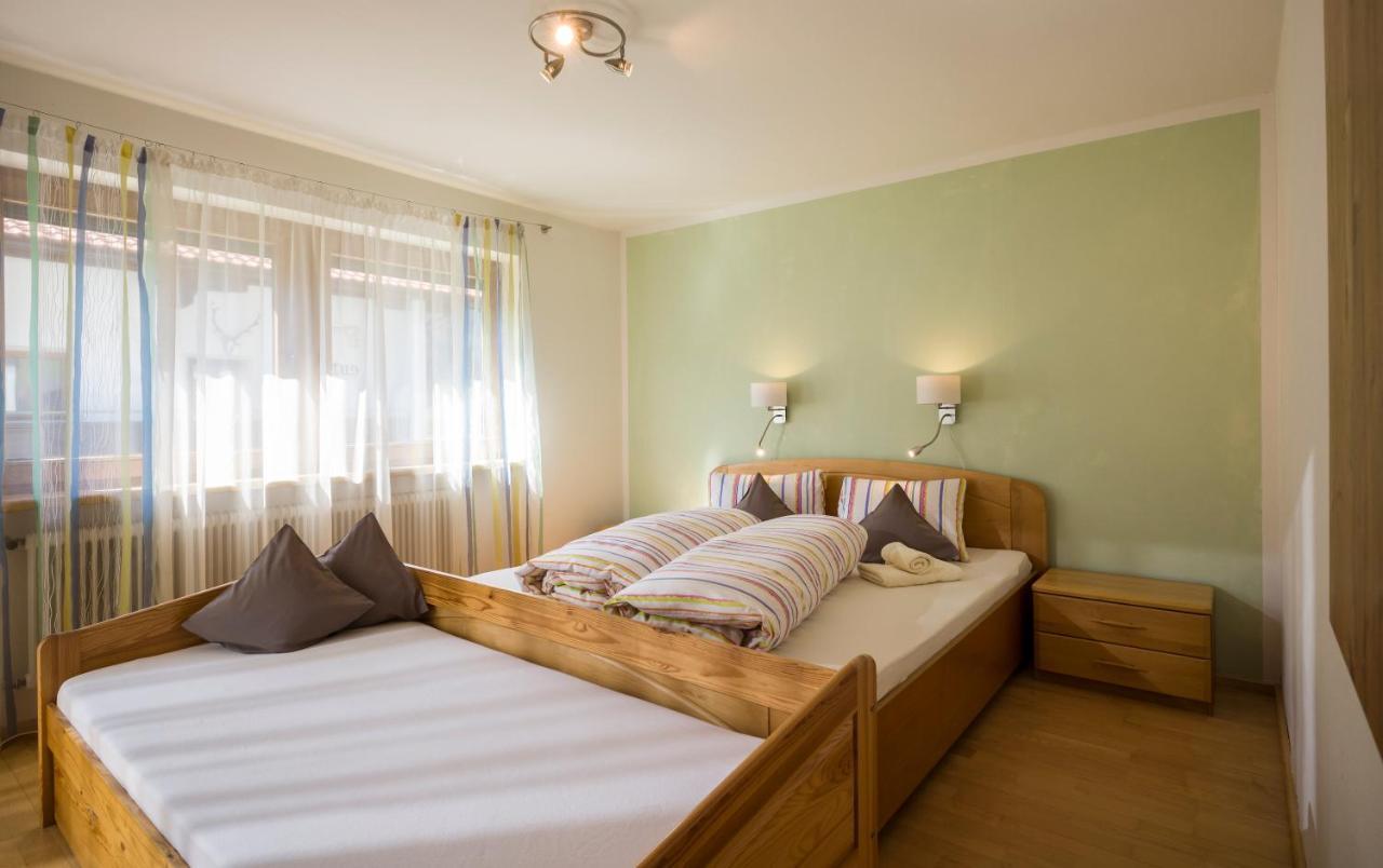 Apart Pfister Хипах Екстериор снимка